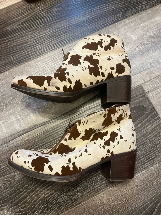 Pierre Dumas Shoes - Pierre Dumas Cowprint Ankle Booties - White & Brown